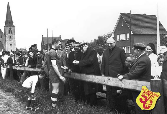 Voetbal in 1966 - Peer