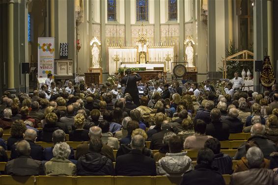 Volle kerk voor nieuwjaarsconcert - Overpelt