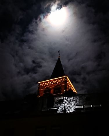 Volle maan onder de toren - Lommel