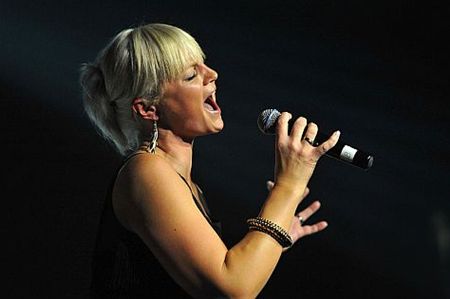 Volle Posthoorn voor Barbara en de fanfare - Hamont-Achel