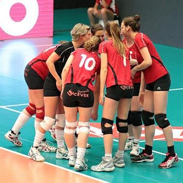 Volley: geen Limburgse beker voor Lovoc-dames - Lommel