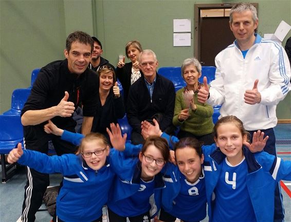 Volley: Meisjes U11 spelen bekerfinale - Overpelt