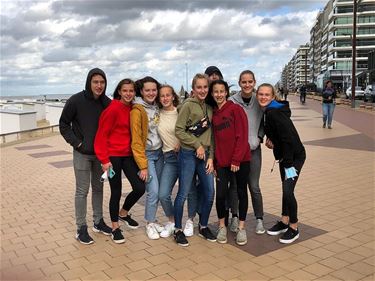 Volley-meisjes U15-A op teambuilding - Lommel