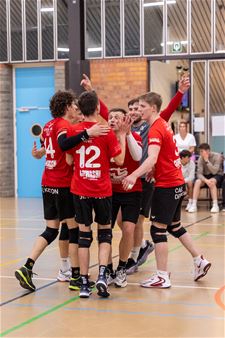 Volleyheren A Lovoc winnen van Stalvoc B - Lommel