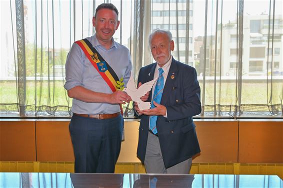 Vredesduif voor Lommel, een krachtig symbool - Lommel