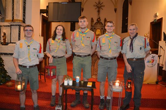 Vredeslicht aankomen in Leopoldsburg - Leopoldsburg