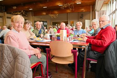 Vriendenmiddag in het wijkrestaurant - Lommel