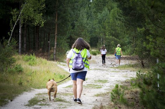 Vrijwilligers Noodasiel op wandel - Lommel