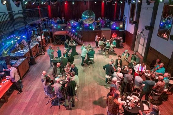 Vrijwilligers voor 'Give a day' vieren feest - Lommel