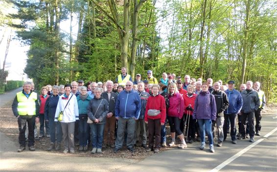 Wandelclub Milieu 2000 wandelt naar Scherpenheuvel - Lommel