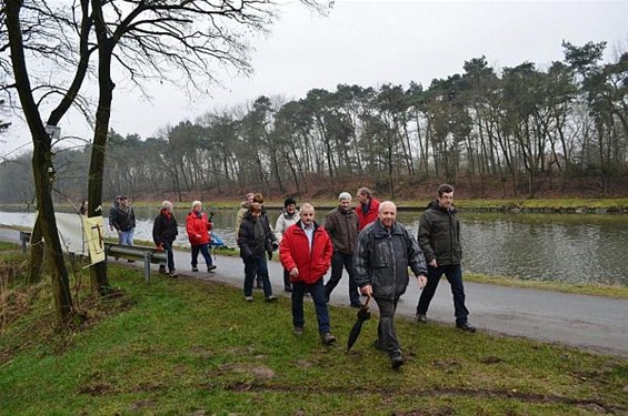 Wandelen tijdens de Klotsenbossentocht - Lommel