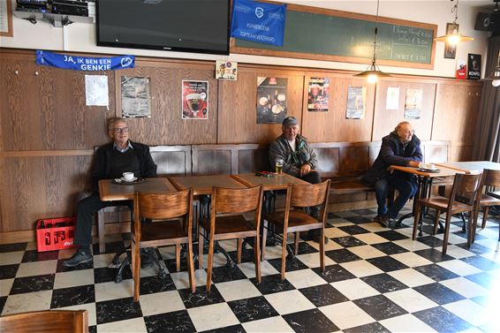 'We hebben onze cafévrienden gemist' - Beringen