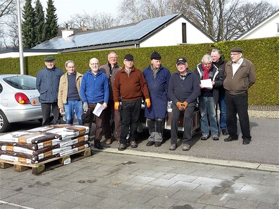 Weer bergen potgrond verzet - Overpelt