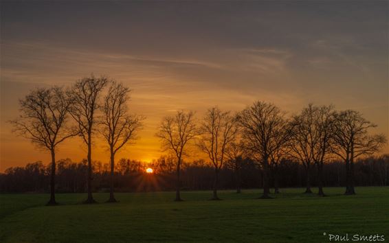 Wéér een mooie zonsondergang - Pelt