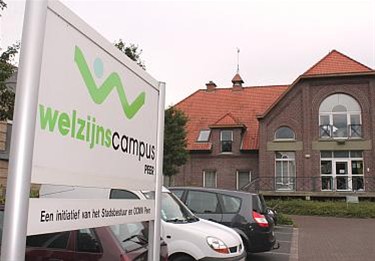 Welzijnscampus geeft huiswerkbegeleiding - Peer