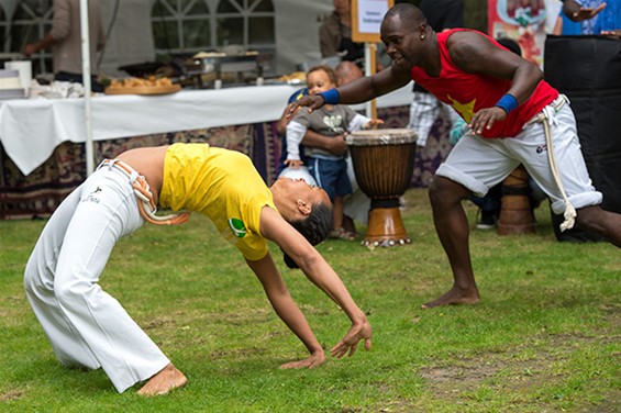 Wereldfeest in het zonnetje - Neerpelt