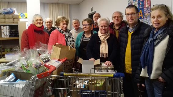 Wereldwinkel schenkt voeding aan Sint-Vincentius - Lommel