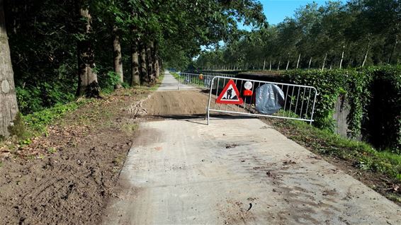 Werken aan fietspad - Bocholt