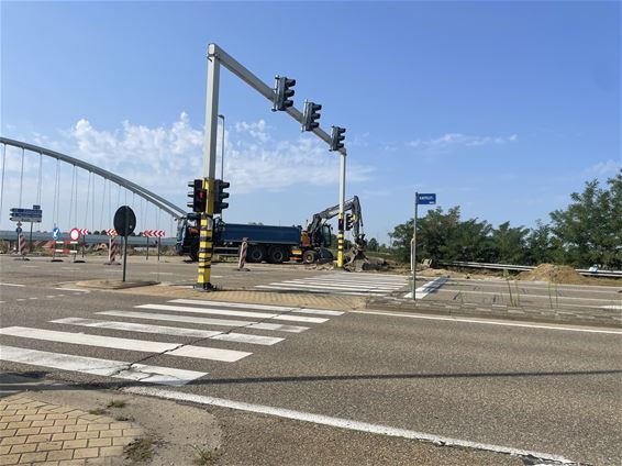 Werken aan oude brug gestart - Beringen