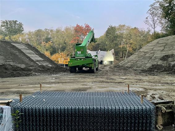 Werken aan spoorwegbrug terug gestart - Beringen