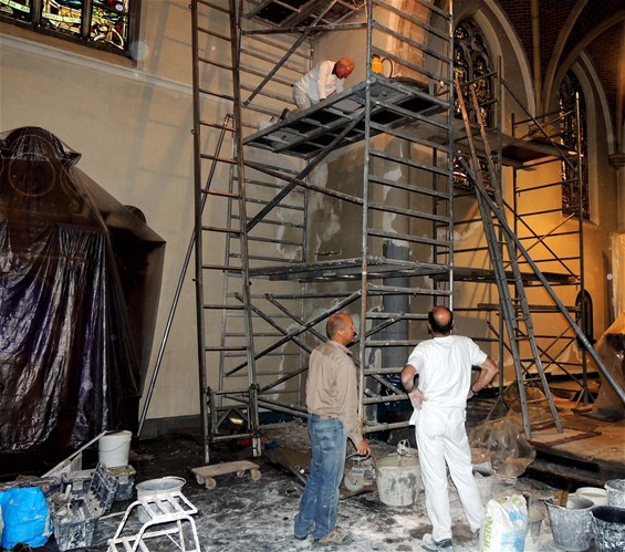 Werken in de kerk van St.-H.-Lille - Neerpelt