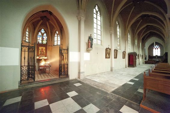 Werkzaamheden in kerk centrum begonnen - Lommel