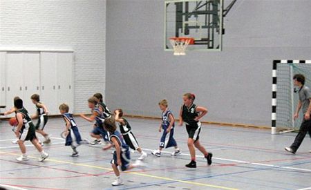 Werp eens een balletje op! - Overpelt