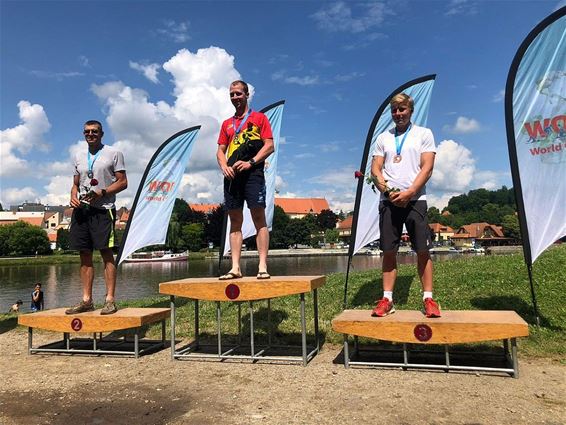 William Peters wereldkampioen quadrathlon