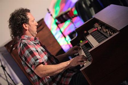 Willy weet van muzikale wanten - Overpelt