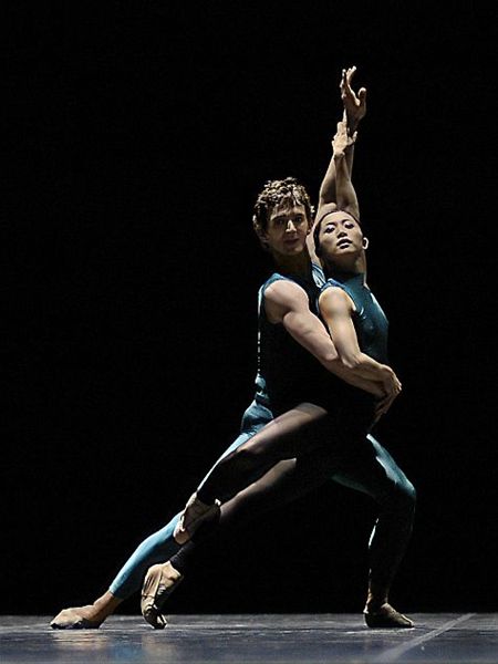 Wim Vanlessen danst in Neerpelt