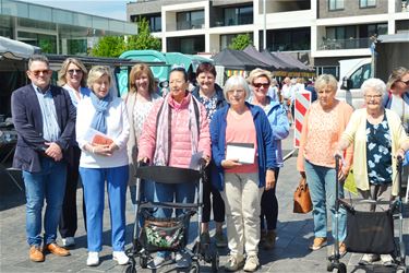 Winnaars 'Maand van de Markt' ontvangen prijs - Lommel