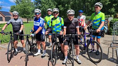 Pelt - Woensdagtrappers: 145 km naar Olland en terug