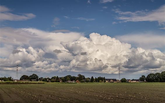 Wolken boven Overpelt - Overpelt