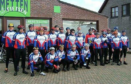 WTC Blijf Jong rijdt feestseizoen in - Neerpelt