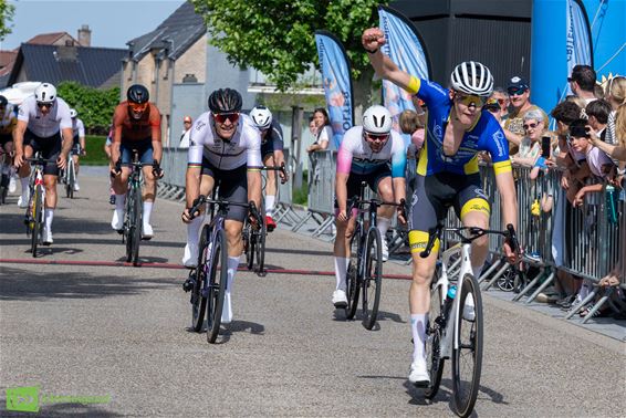 Yarne Vrolix wint Open Kermiskoers van Kaulille - Bocholt