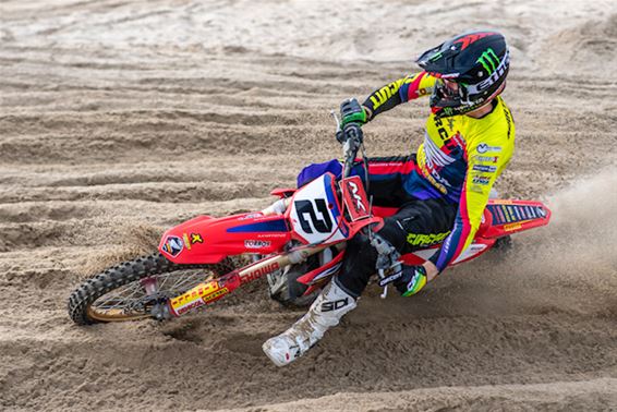 Yentel Martens wint voor derde keer Strandcross - Lommel