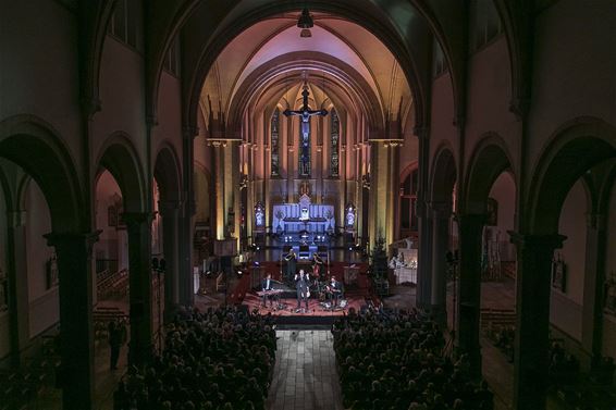 Yevgueni in de Sint-Martinuskerk - Pelt