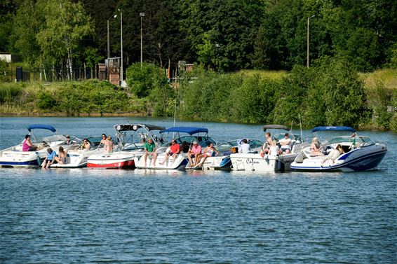 Zalig dobberen op het water - Beringen