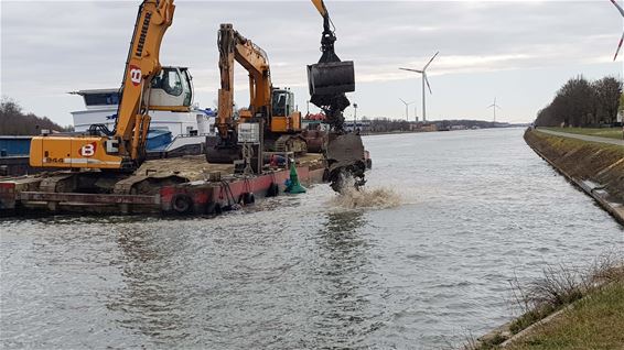 Zand in het kanaal - Beringen