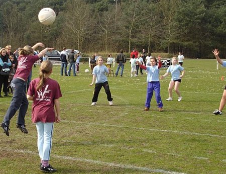 Zaterdag krachtbaltoernooi in 't Pelterke - Overpelt