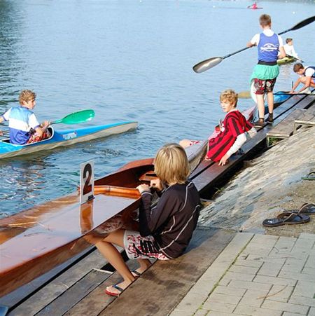 Ze zijn al aan het varen - Neerpelt