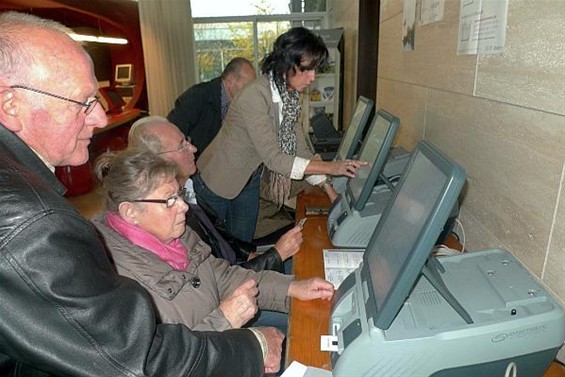 Zeker spelen met die stemcomputer - Lommel