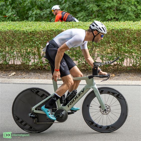 Hechtel-Eksel - Zes inwoners Hechtel-Eksel aan de finish