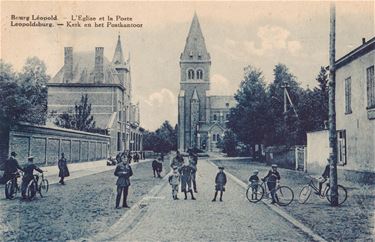 Zicht op de kerk - Leopoldsburg