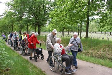 Ziekenzorg centrum op rolstoelwandeling - Lommel