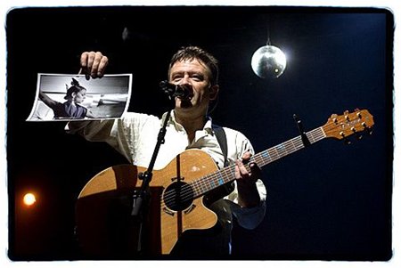 Zinnezaal vol voor Bart Peeters - Overpelt