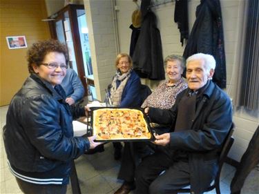 Zio Nicola viert 90ste verjaardag met pizza - Beringen