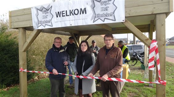 Zitbank aan petanqueveld overdekt - Beringen