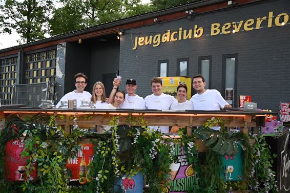 Zomergronds pop-upbar in Beverlo - Beringen