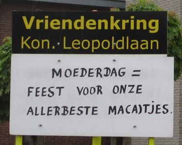 Zondag is het weer moederdag - Lommel